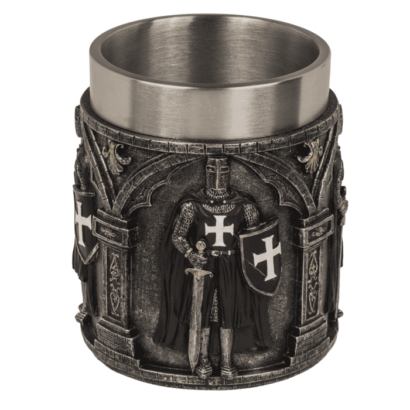 Caneca de Cerveja Cavaleiro – Poliresina com Interior em Aço Inoxidável, Design Medieval, 11 × 9 cm