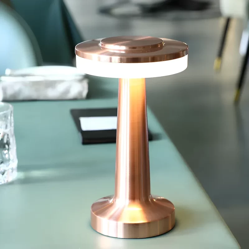 Candeeiro LED de Mesa Recarregável USB – Lâmpada Touch com 3 Intensidades de Luz, Mudança de Cor, Autonomia até 5h, Base Antiderrapante e Design Moderno