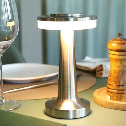 Candeeiro LED de Mesa Recarregável USB – Lâmpada Touch com 3 Intensidades de Luz, Mudança de Cor, Autonomia até 5h, Base Antiderrapante e Design Moderno